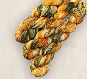 4 Ply Sock Yarn Merino Wool Nylon 100g / 50g Skeins Whispering Leaves Hand Dyed - Picture 1 of 11