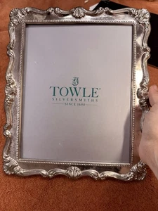 TOWLE Silversmiths 8x10 Silver Tone Embossed Picture Frame - Picture 1 of 5