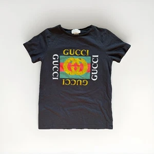 Camiseta Gucci negra para niños pequeños talla 5T 6T - Imagen 1 de 3