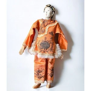 "Antigua muñeca de ópera china bordada ropa de seda 10,5"" de alto dedos largos de colección" - Imagen 1 de 15