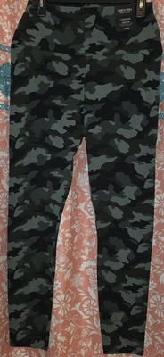Leggings para mujer Simply Vera Wang tiro alto Live In talla L nuevos con etiquetas camuflaje Kohl's Foto 1 de 4