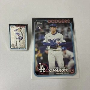 2024 Topps Yoshinobu Yamamoto Enamel Pin + RC Card - Imagen 1 de 2