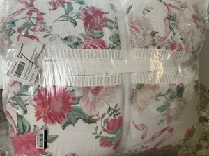 Pottery Barn Teen Love Shack Fancy Cabbage rose PINK quilt Full/Queen New - Picture 1 of 2