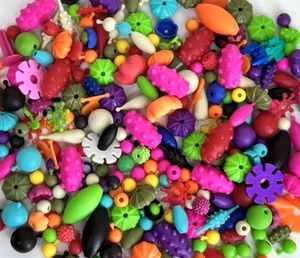 Snap Pop Perlen groß gemischtes Set 250+ Teile Schmuckherstellung kreativ mehrere Formen - Bild 1 von 6