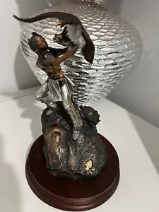 C.A.Pardell Legends bronze sculpture. White Feathers Vision. - Picture 1 of 8