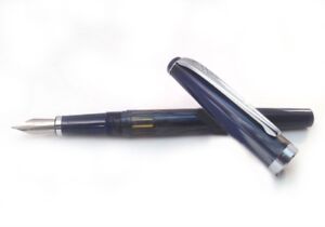 Noodler's Ink Standard Flex Fountain Pen - #17066 Zuni