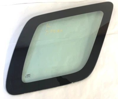 2002-07 Ford Escape RH Passenger Side Quarter Glass OEM 284-05637BR - Image 1 of 4