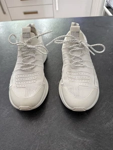 FITFLOP WOMENS' WHITE PULL-ON TRAINERS, SIZE 4.5 - Picture 1 of 5
