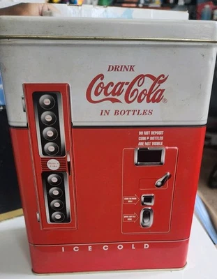 Coca Cola Collectible Tin 1997, Coke Vending Machine Design, Vintage minor blem - Image 1 of 2