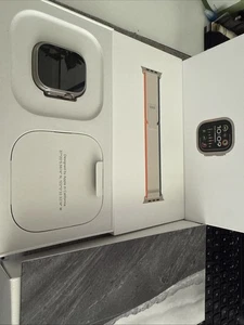 Apple Watch Ultra 2 49mm Titanium - Photo 1 sur 5