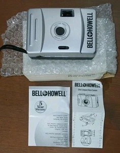 Vtg Bell & Howell Point and Shoot 35mm Film Camera Focus Free 28mm Lens w/ Case - Picture 1 of 12