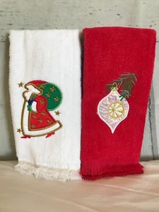 Red & White Embroidered Christmas Decorative Fingertip Towels - Picture 1 of 7
