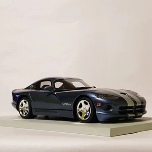 1/18 scale 2000 Dodge Viper GTS Coupe V10 Ltd edition diecast model car - Picture 1 of 20