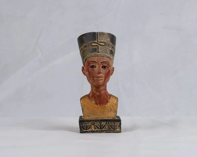 Rare Antiquities Ancient Egyptian Queen Nefertiti Head Statue Pharaonic Egyptian - Image 1 of 4