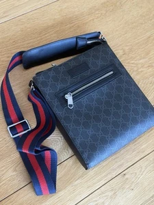 Gucci GG Supreme GG Messenger Bag Small Black/Gray Canvas/Leather - Picture 1 of 9