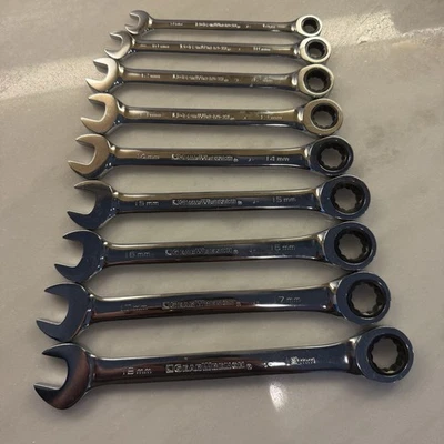 GearWrench 12 Point Ratcheting Metric Wrench Set 8-18mm READ - Изображение 1 из 4