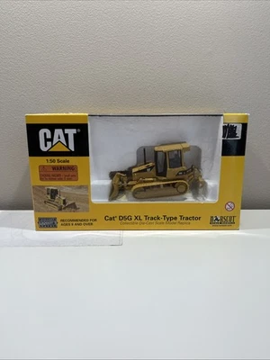 Norscot Caterpillar Cat D5G XL Track-Type Tractor 1:50 Scale DieCast Model 55131 - Image 1 of 3
