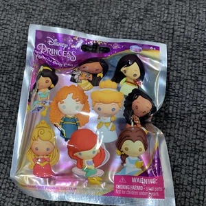 Disney Princess 3D Figural Bag Clip Series 31. New Un-Opened! - Picture 1 of 4