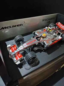 Minichamps 1:18 F1 McLaren Mercedes MP-4-22 L. Hamilton Showcar 2007 530 071802 - Foto 1 di 3