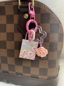 Pink Flower Bag Charm Key Ring Fob Keychain Purse Charm Star Heart Y2K New - Picture 1 of 2