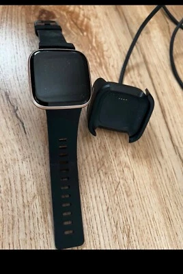 Fitbit Versa 2 Rosegold - kaum genutzt - Bild 1 von 4