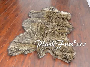 PlushFurEver Faux Fur Rugs Black Tip Wolf Exotic 28" x 36" Small Area Rug Thick - Picture 1 of 3