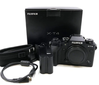FUJIFILM X-T4 26,1 MP GEHÄUSE, 12.185 AUSLÖSUNGEN, MIT LEICHTEN GEBRAUCHSSPUREN - Bild 1 von 4