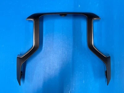 GMC SIERRA AT4 2019-2022 panel de instrumentos aluminio tablero central moldura gris oscuro Foto 1 de 4