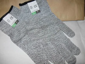New CUT RESISTANT GLOVES level 5 protection safety butcher kitchen cutting carvi - Picture 1 of 3