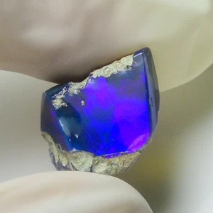 Smooth Blue Opal Rough 7.00 Cts Natural Ethiopian Welo Opal Raw, Jewelry Grade - Picture 1 of 8