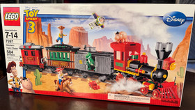 LEGO Toy Story 3 Western Train Chase 7597 Complete Set 584 pcs Box New Sealed