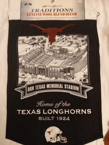 DKR Texas Memorial Stadium Banner Wool Winning Streaks 20"(H) x 15"(W) NCAA Lic Cover