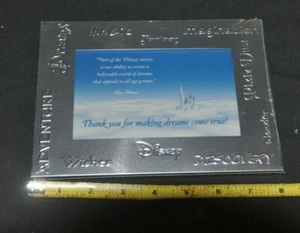 DISNEY--WALT DISNEY WORLD- FRAME- 8" X 6"-NEW IN PACK - Bild 1 von 1
