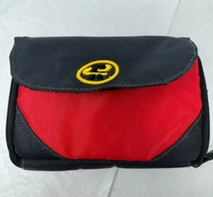 Nuevo RoadWired Rojo Negro Estuche de Protección Multinivel Cámara Cable Tarjeta de Memoria - Imagen 1 de 5