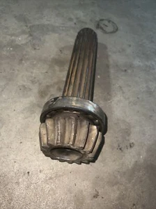 Farmall 300 Main Transmission Pinion Shaft 15T 362569R1 IHC Farmall - Picture 1 of 5