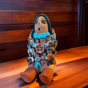VTG Navajo Storyteller Pottery Signed Geneve Bitoni G Bit 17 Children 9” Tall! - Picture 1 of 9