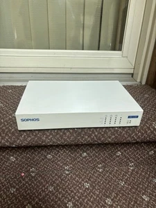 Sophos XG 135 VPN Firewall Appliance - White Untested As Is - Picture 1 of 12