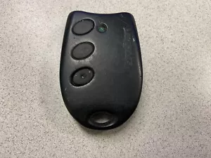 ASTROSTART REMOTE FCC ID J5F-TX1000 KEYLESS ENTRY ASTROFLEX FREE PROGRAMMING - Foto 1 di 2