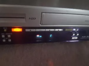 JVC HM-HDS1 - Super VHS-Videorecorder + 40GB Festplatte HDD - SVHS - Bild 1 von 5
