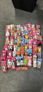 NIB, Fuzzy Friends, Key Chains & Clips PEZ, Lot Of 64 Collectibles PEZ - Picture 1 of 18