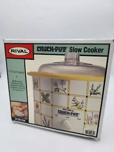 Vintage Rival 2 1/2 Qt. Crock Pot Slow Cooker 3120 Floral Plastic Lid Rare - Picture 1 of 3