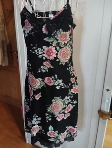 Kleid von Mandarin - Bild 1 von 2