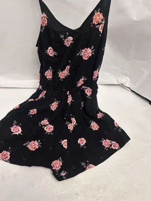 H&M Dividido Negro/Rosa Flor Salto Traje Pantalones Cortos Correas Delgadas EE. UU. Mujeres 4 Foto 1 de 4