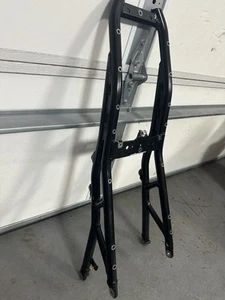 BMW S1000RR 2020-2024 2023 SUBCHASIS TRASERO CUADRO TRASERO RECTO - Imagen 1 de 4