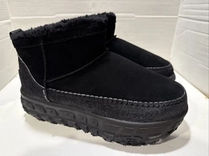 UGG Venture Daze Ultra Mini Black Men's Size 8 / Women’s 9 Boots 1158200 - Picture 1 of 7