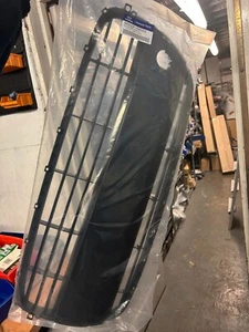 Hyundai Genuine Parts: MOULDING -FR BPR A/I - 865220X000 - Picture 1 of 2