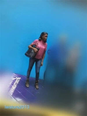 1/18 Black Beauty Miniature Scene Prop Car Stereoscopic Model - Image 1 of 3