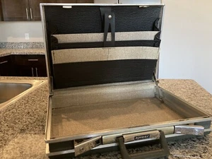 Vintage Airway Briefcase Attache Case Black Hard Shell - Picture 1 of 5