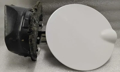 2014-2018 Dodge Ram 2500 3500 Fuel Door White w/ hardware 68171514AA - Image 1 of 4