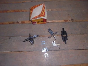 CHIUSURA COFANO POSTERIORE  TALBOT Simca 1000  69>con chiave - Picture 1 of 1